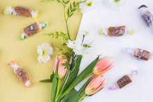 Load image into Gallery viewer, Daffodil Goat Milk Caramel Mix
